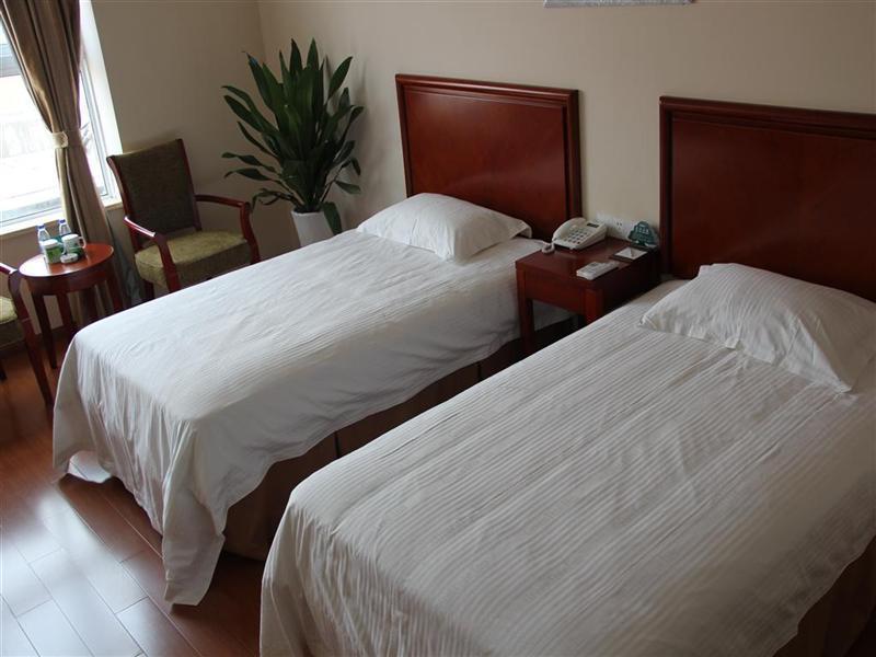 Greentree Inn Zhejiang Jiaxing Zhongan Business Hotel Room photo