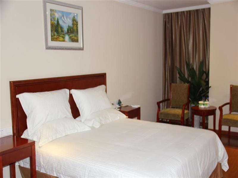 Greentree Inn Zhejiang Jiaxing Zhongan Business Hotel Room photo